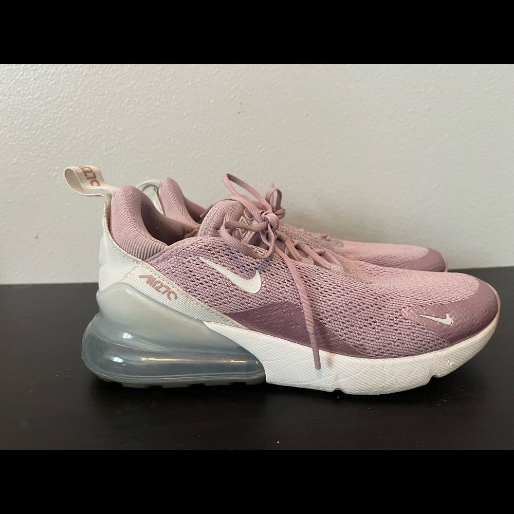 Nike Air Max 270